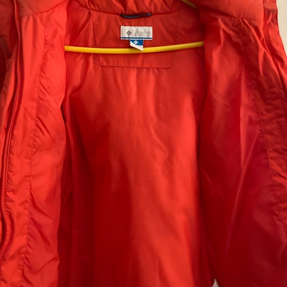 Woman’s size Large jacket. Worn a few times, super great condition. - Picture 5 of 6